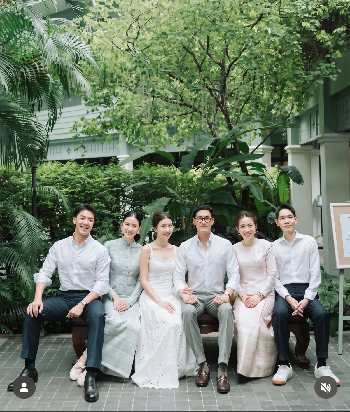 Theme งาน · Garden Elegant · โทน pastel